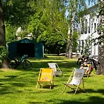 Bed & Breakfast Tenis Park Advantage 3*