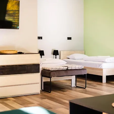 Tenis Park Advantage Bed & Breakfast