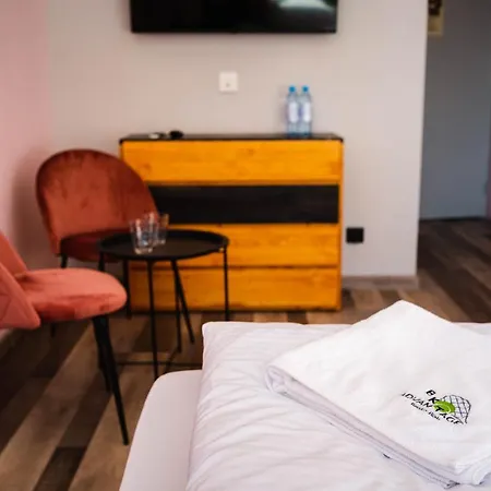 Tenis Park Advantage Bed & Breakfast