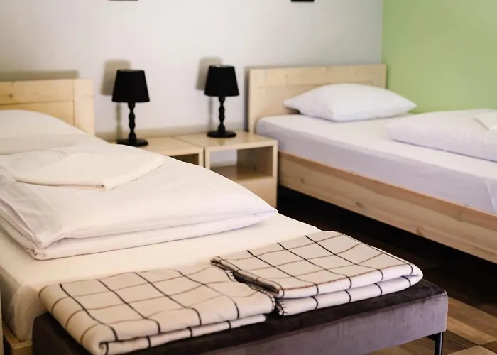 Bed and breakfast Tenis Park Advantage 3*