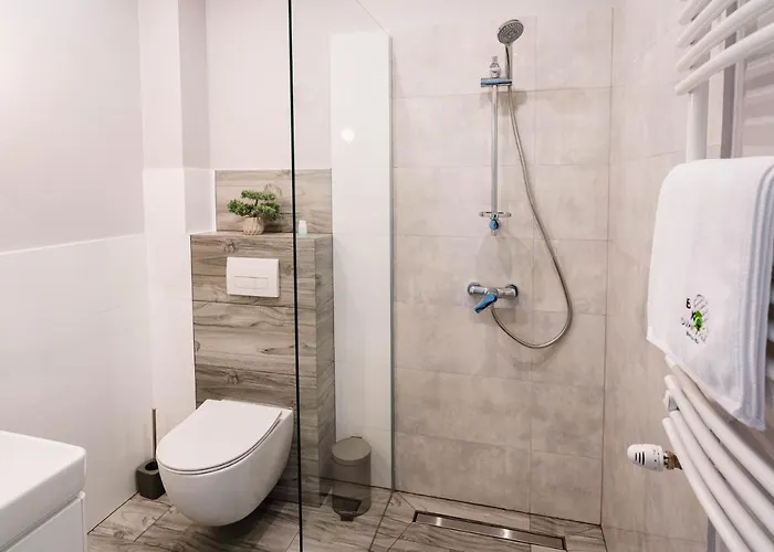 Tenis Park Advantage 3*