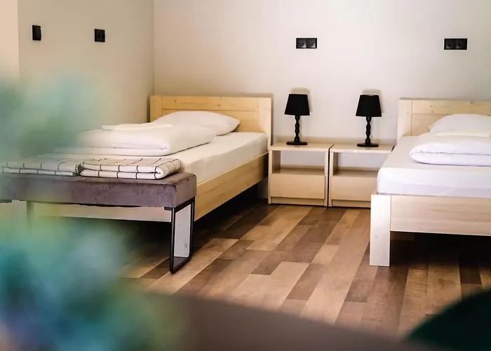 Tenis Park Advantage Bed & Breakfast