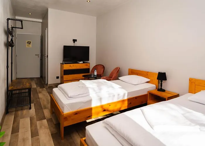 Tenis Park Advantage Bed and breakfast 3*