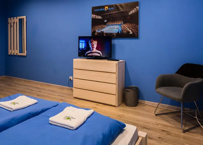 Tenis Park Advantage Bed & Breakfast